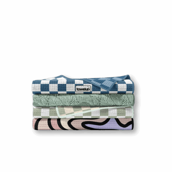 White background, bundle of 4 beach towels