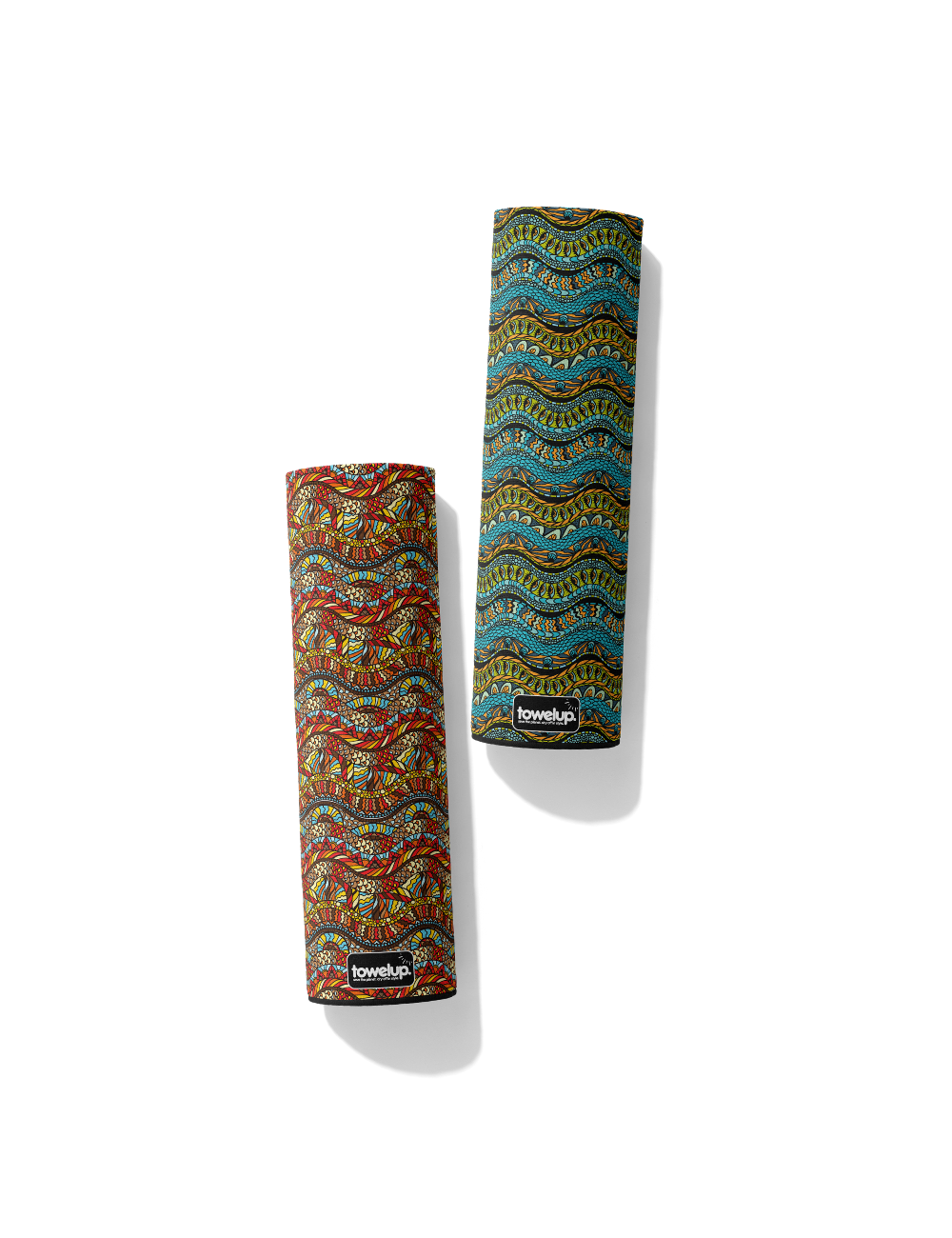 23 White background, bundle of 2 travel towels